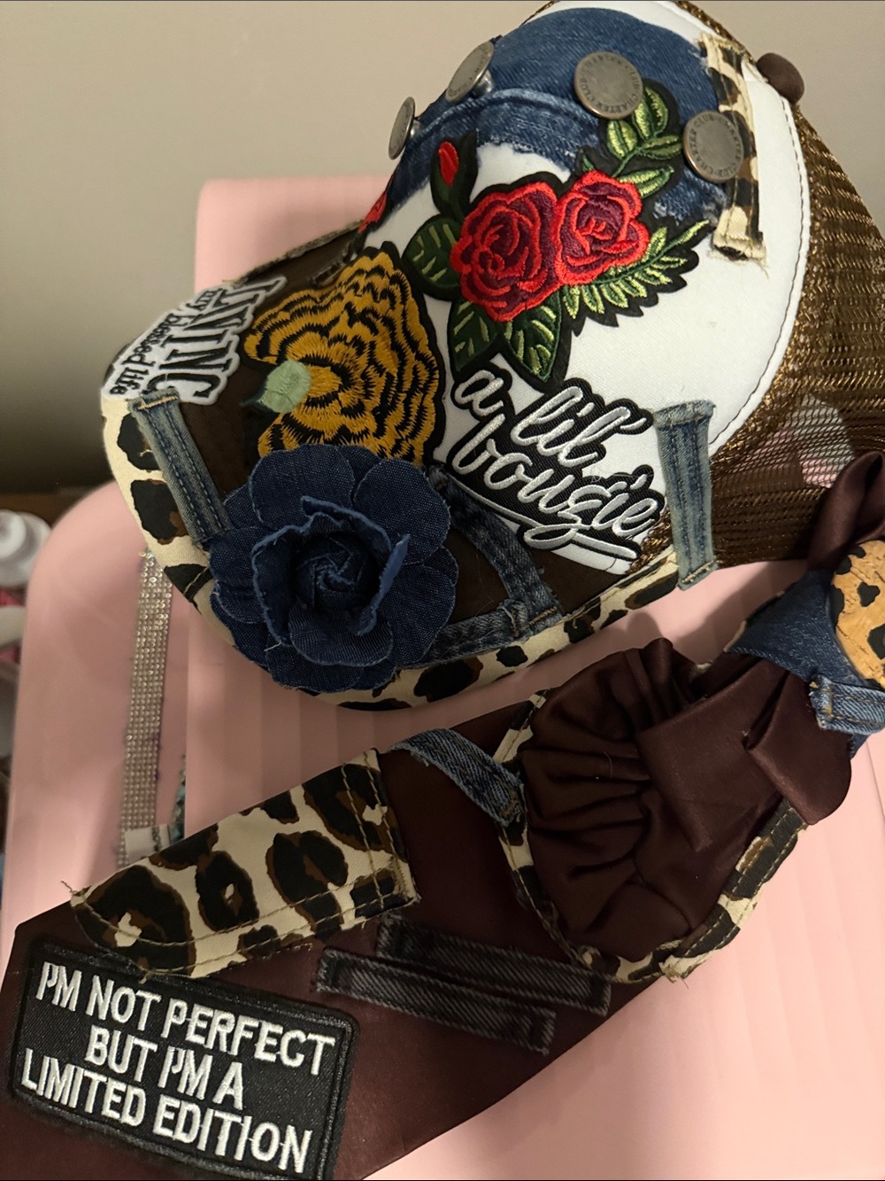 Embroidered Floral & Leopard Women's Cap - Multicolor